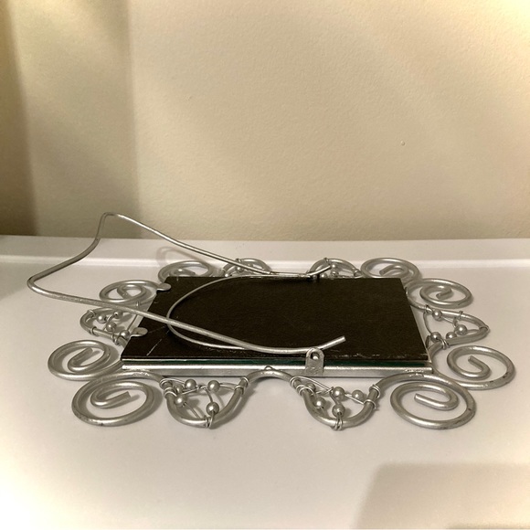 4" x 6" Silver Satin Matte Finish Metal Picture Frame Freestanding Table Top y2k - Picture 7 of 9